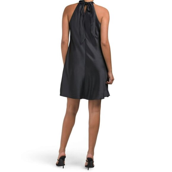 NWT NINE WEST Women's Twist Keyhole Halter Mini Dress - Picture 2 of 6
